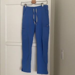 Figs yola skinny scrub  pants